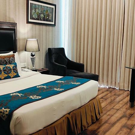 Marina- Shimla First Designer Boutique Hotel Zewnętrze zdjęcie