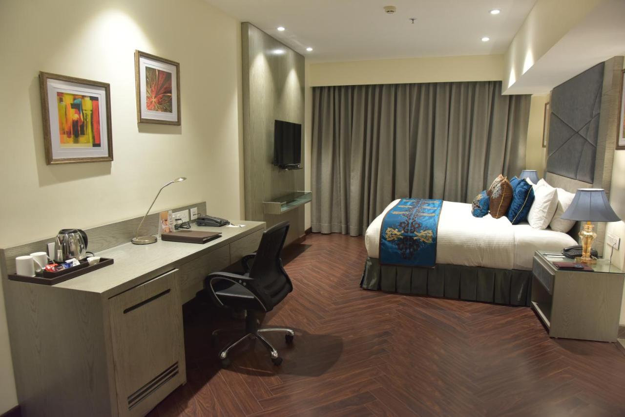 Marina- Shimla First Designer Boutique Hotel Zewnętrze zdjęcie