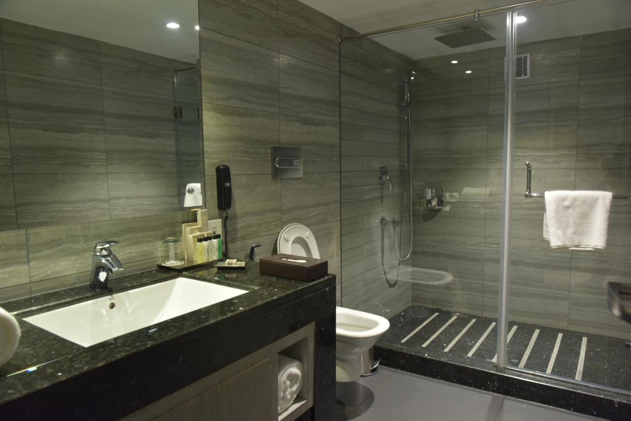 Marina- Shimla First Designer Boutique Hotel Zewnętrze zdjęcie